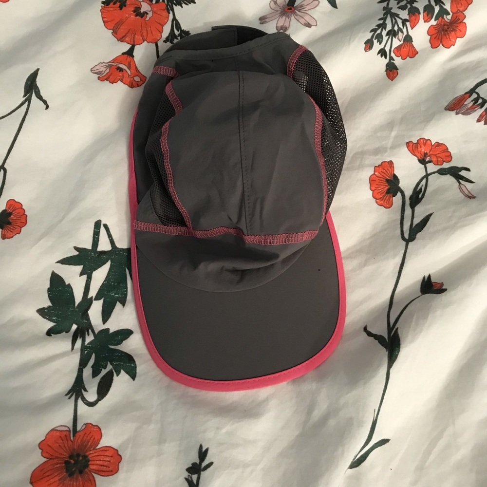 REI Hat